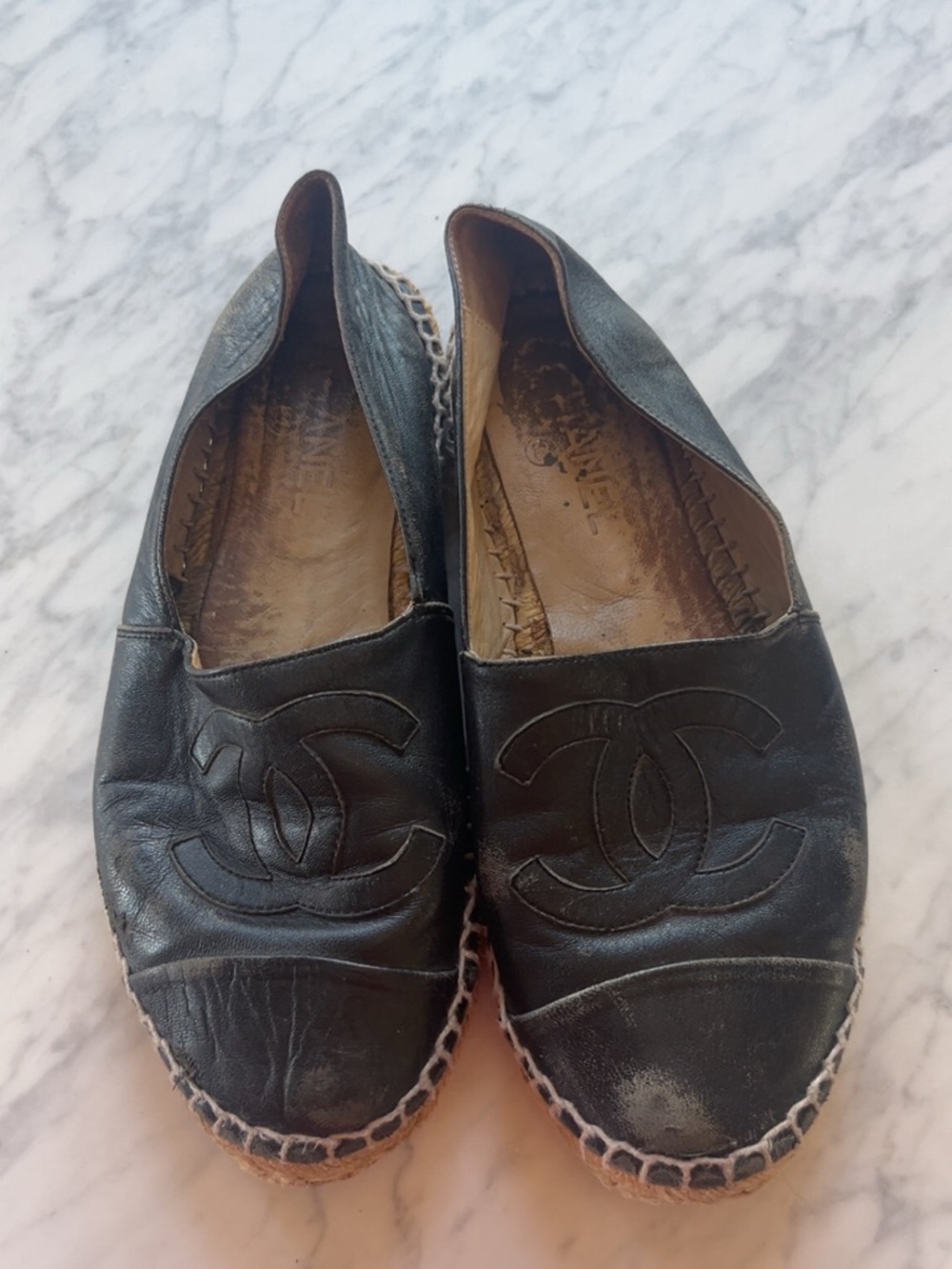 CHANEL Black Leather Espadrille Slip-On Flats with CC Motif